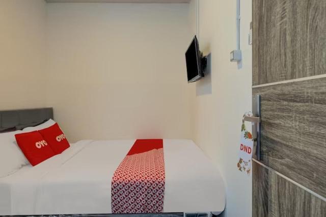 Super Oyo Capital O 3198 Sukomanunggal Inn Surabaya Eksteriør bilde